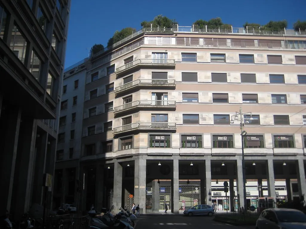 فندق مبيت وإفطار Bc Maison Bed&Cafe Milano