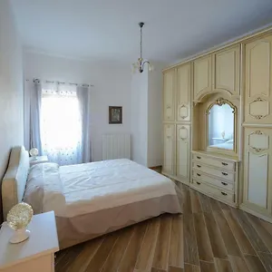 La Vecchia Cantina Guzzardi Hébergement de vacances Lari